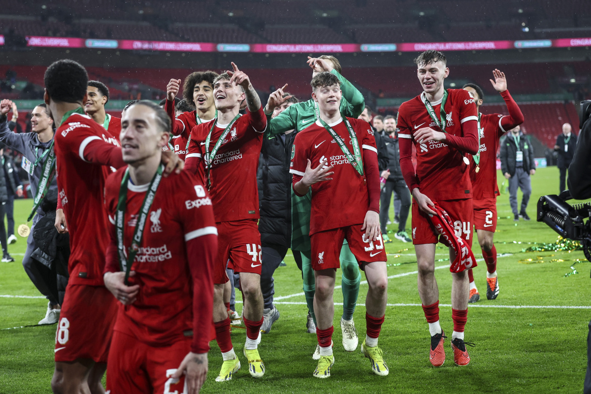 kaiyun-拜仁前途光明!,西亚卡姆新星刷新纪录表现突出引发球迷热议-kaiyun