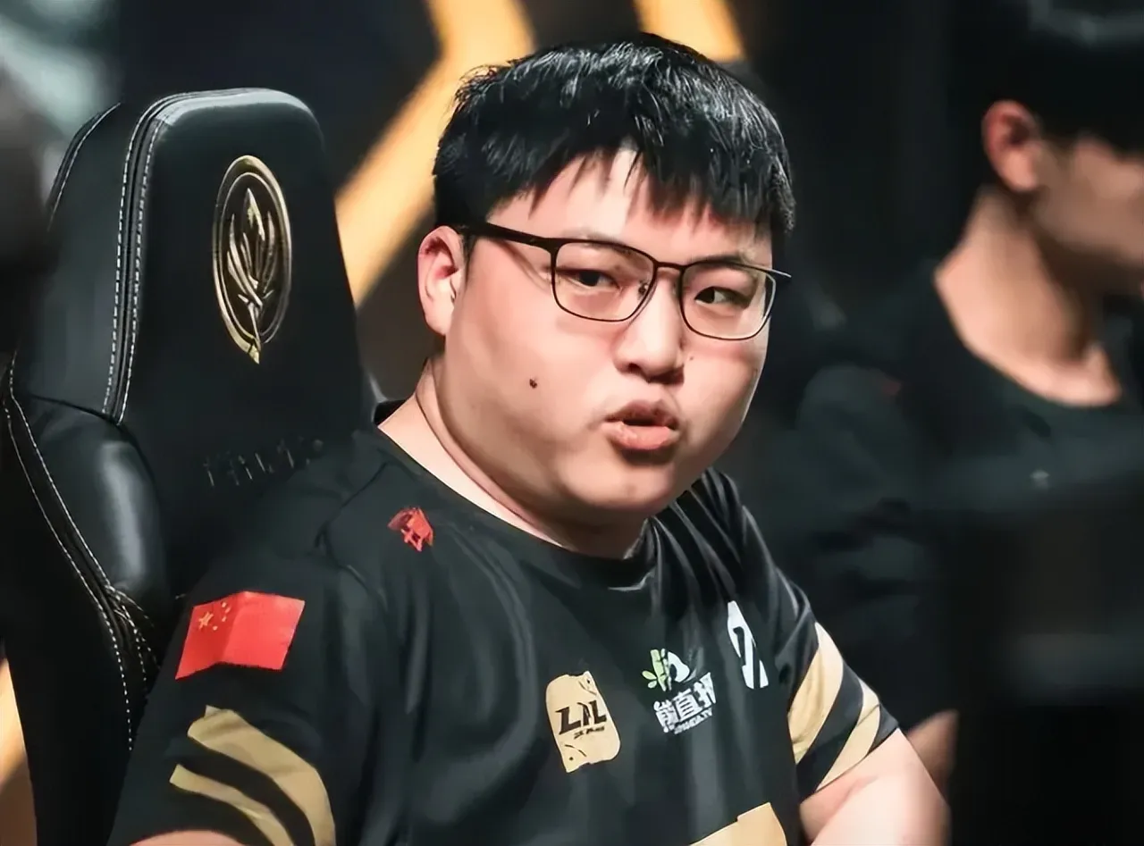 开云-重返赛场引爆全场！，TheShy意外战胜中国队赢得满堂喝彩-开云