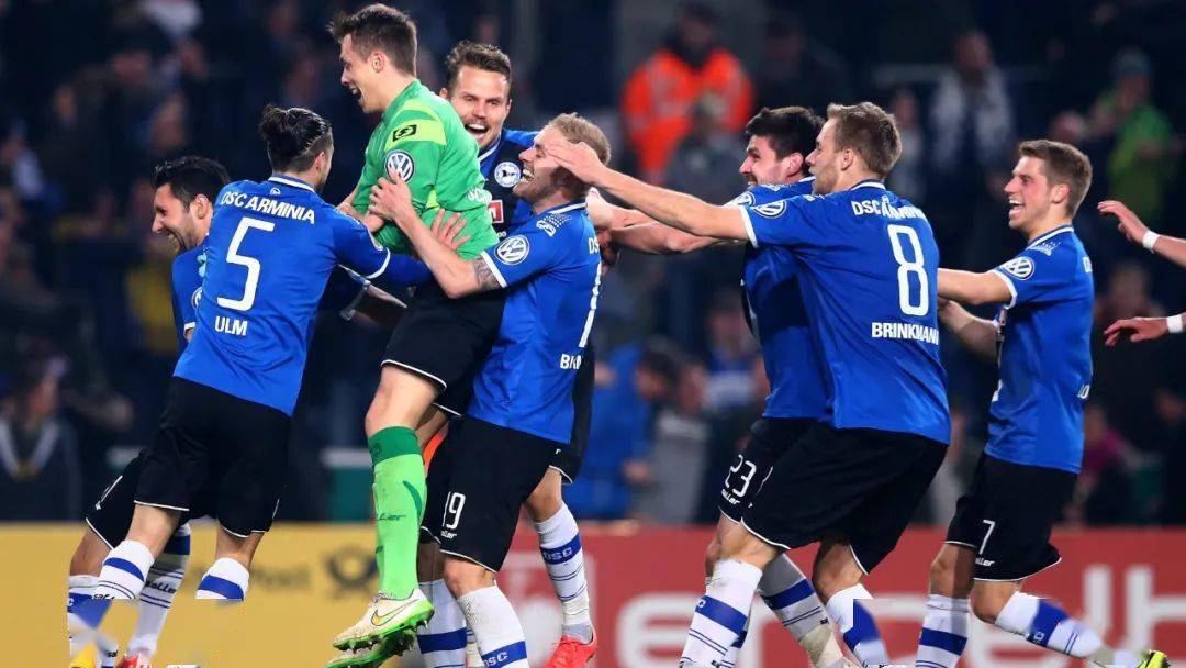 关于今晚布鲁克林篮网止住颓势:德国杯节点到来,悬念犹存,身体对抗强度拉满的信息 关于今晚布鲁克林篮网止住颓势:德国杯节点到来,悬念犹存,身体对抗强度拉满的信息